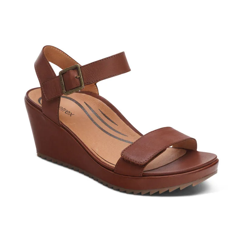 Andrea (Walnut)