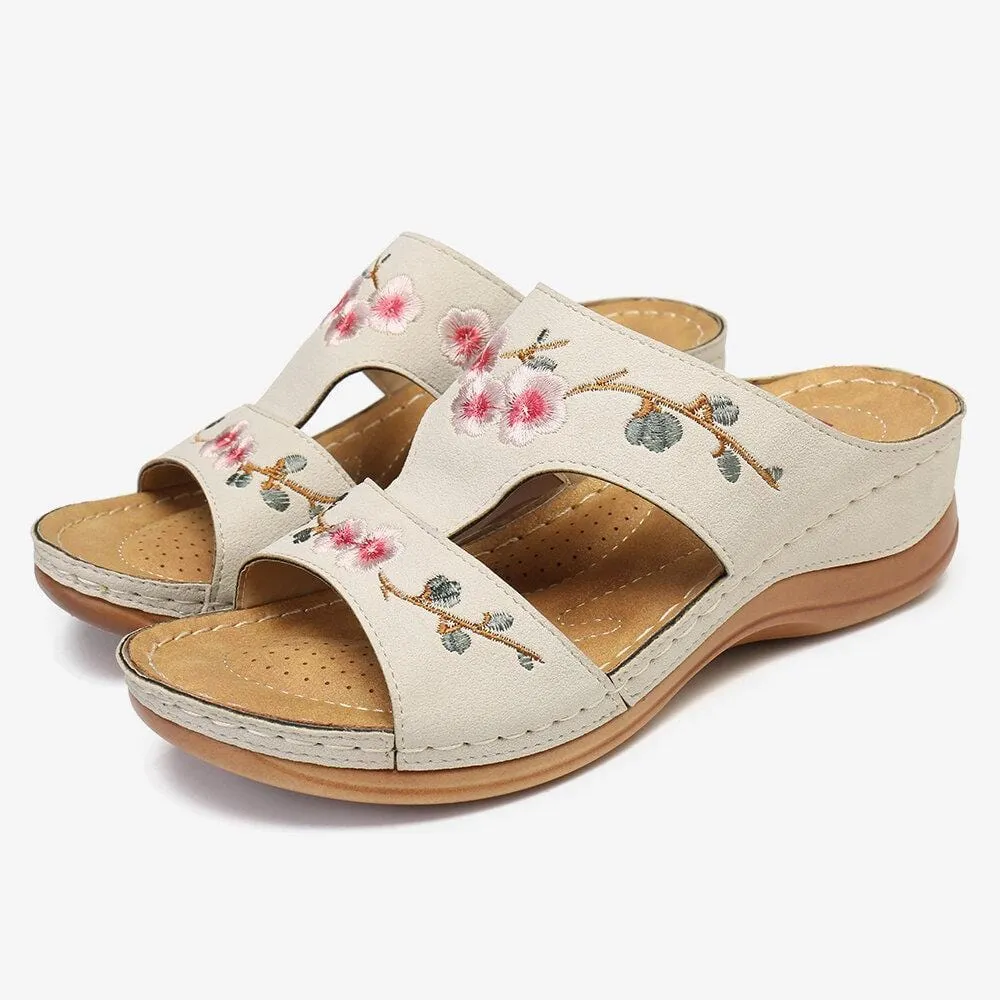 Flower Embroidered Vintage Casual Wedges Sandals