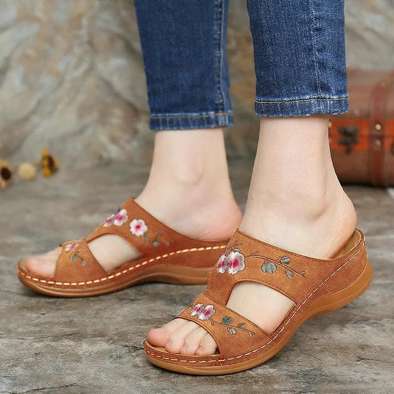 Flower Embroidered Vintage Casual Wedges Sandals
