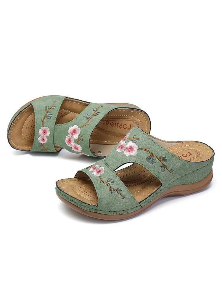 Flower Embroidered Vintage Casual Wedges Sandals