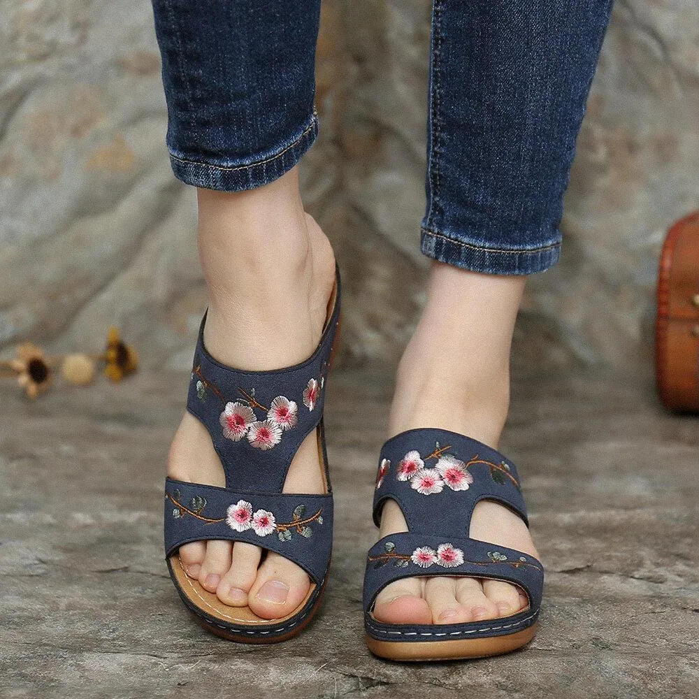 Flower Embroidered Vintage Casual Wedges Sandals
