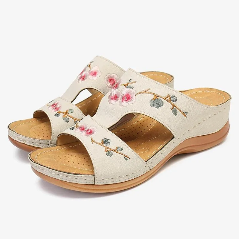 Flower Embroidered Vintage Casual Wedges Sandals