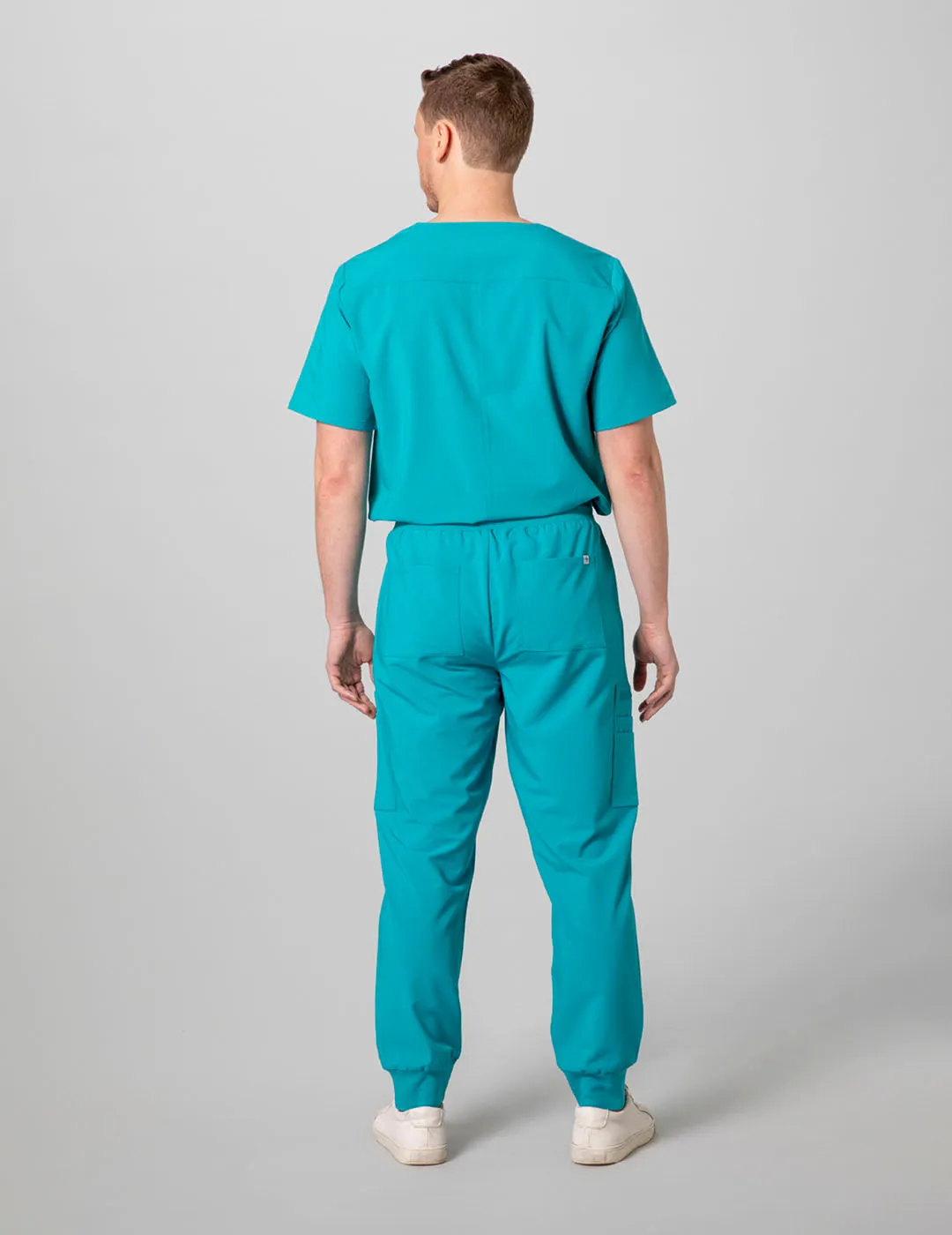 Mens 2-Pocket V-Neck Scrub Top