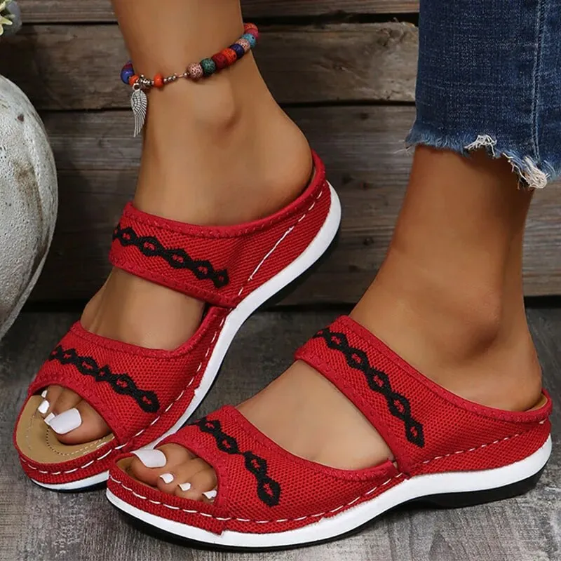Orthopedic Leather Sandals with Geometric Pattern Design