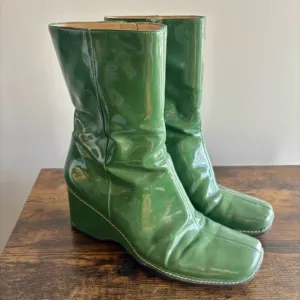 Rockport| Stylish Waterproof Green Women's Wedge Mid-Calf Side Zip Boots Sz 8M