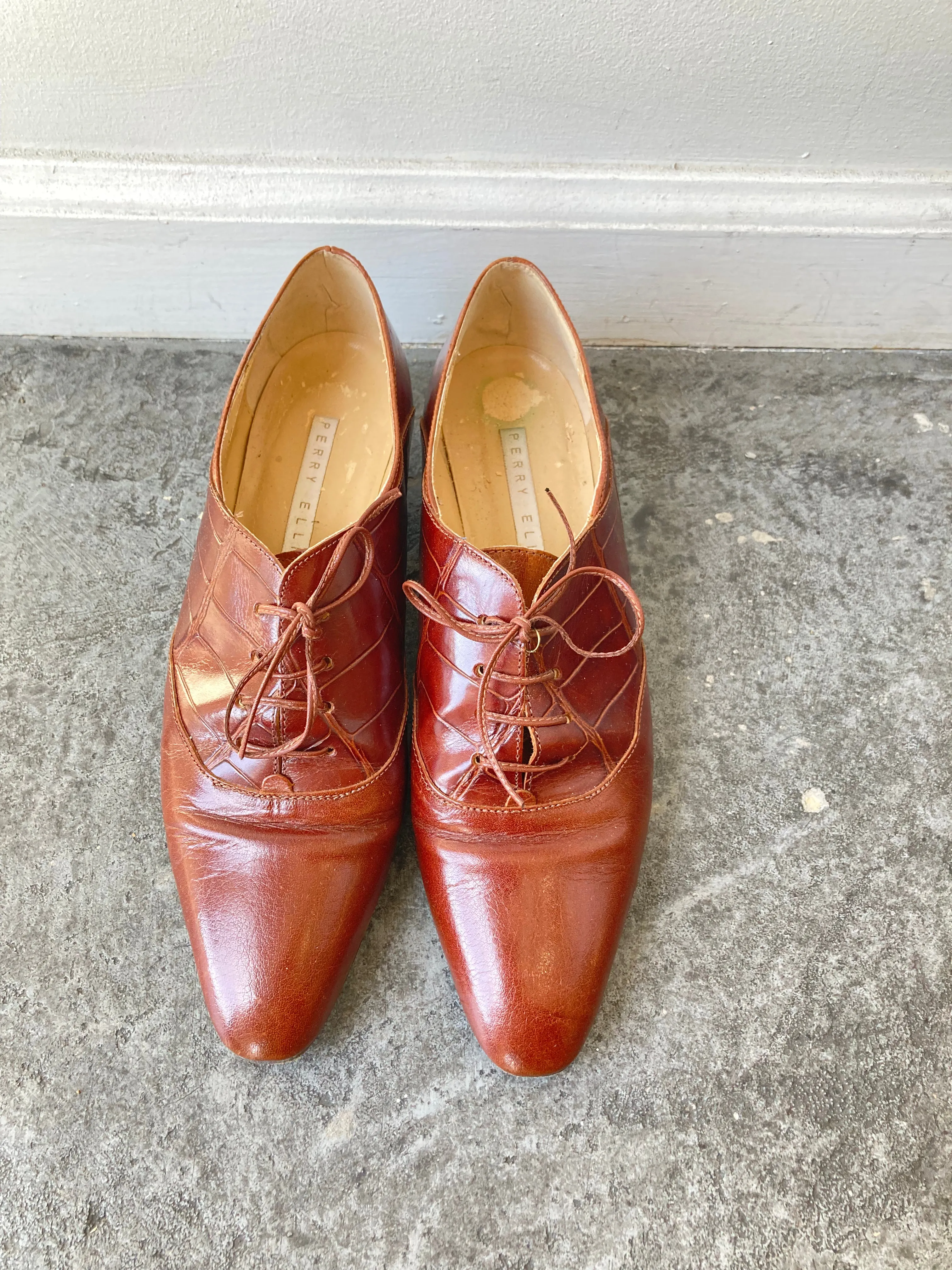 Vintage Perry Ellis Cognac Oxford Low Heels