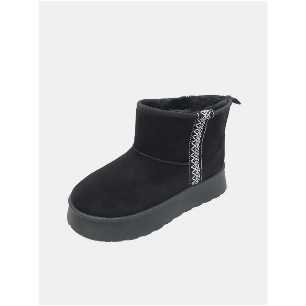 WILD DIVA Trendy Round Toe Platform Boots